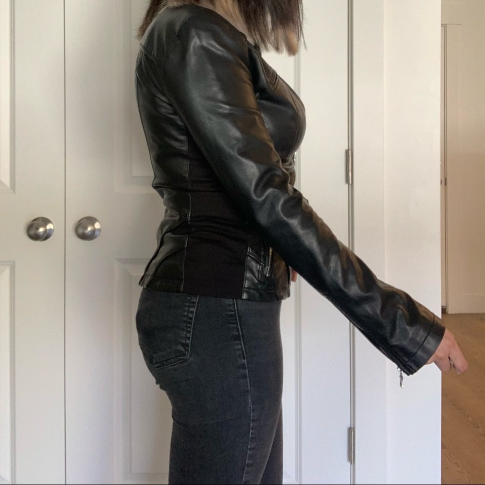Leather jacket - Picture 6 of 7